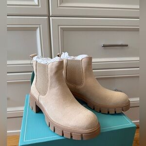 NWT Tan Chelsea Ankle Boots